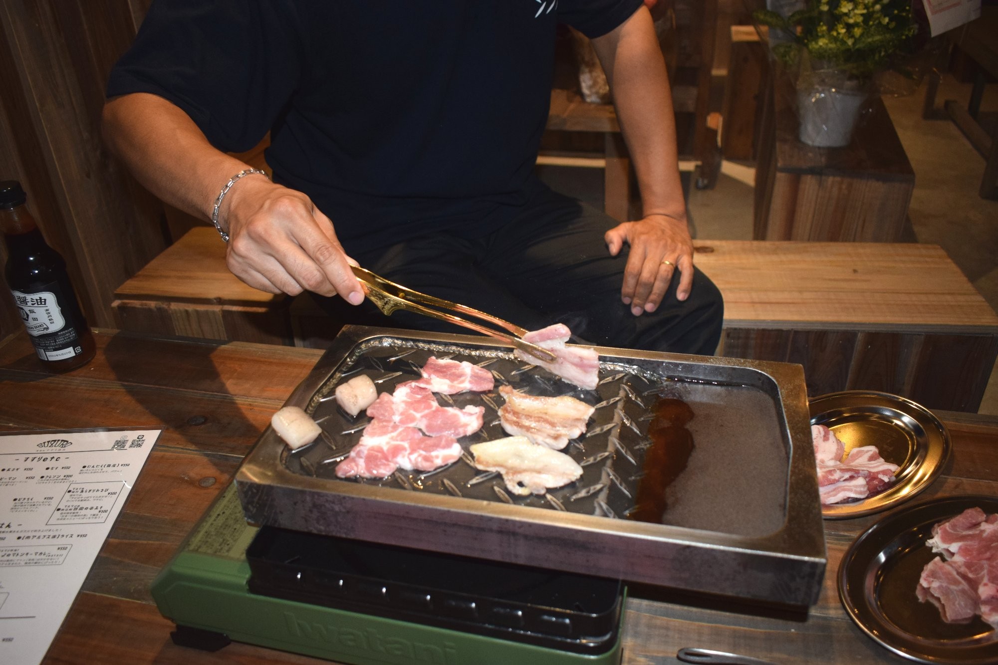 楽天市場飯田 焼肉ニッチロー 肉専用 たれだれ 170ｇ 焼肉 肉料理 タレ 牛肉 豚肉 鶏肉 万能 ダレ お取り寄せ 焼肉のたれ 焼肉のタレ焼き肉のたれ 焼き肉のタレ 焼肉タレ 焼き肉 焼肉 タレ 常温 BBQ バーベキュー キャンプ 肉屋 : 丸萬醸造本舗 マルマン株式会社