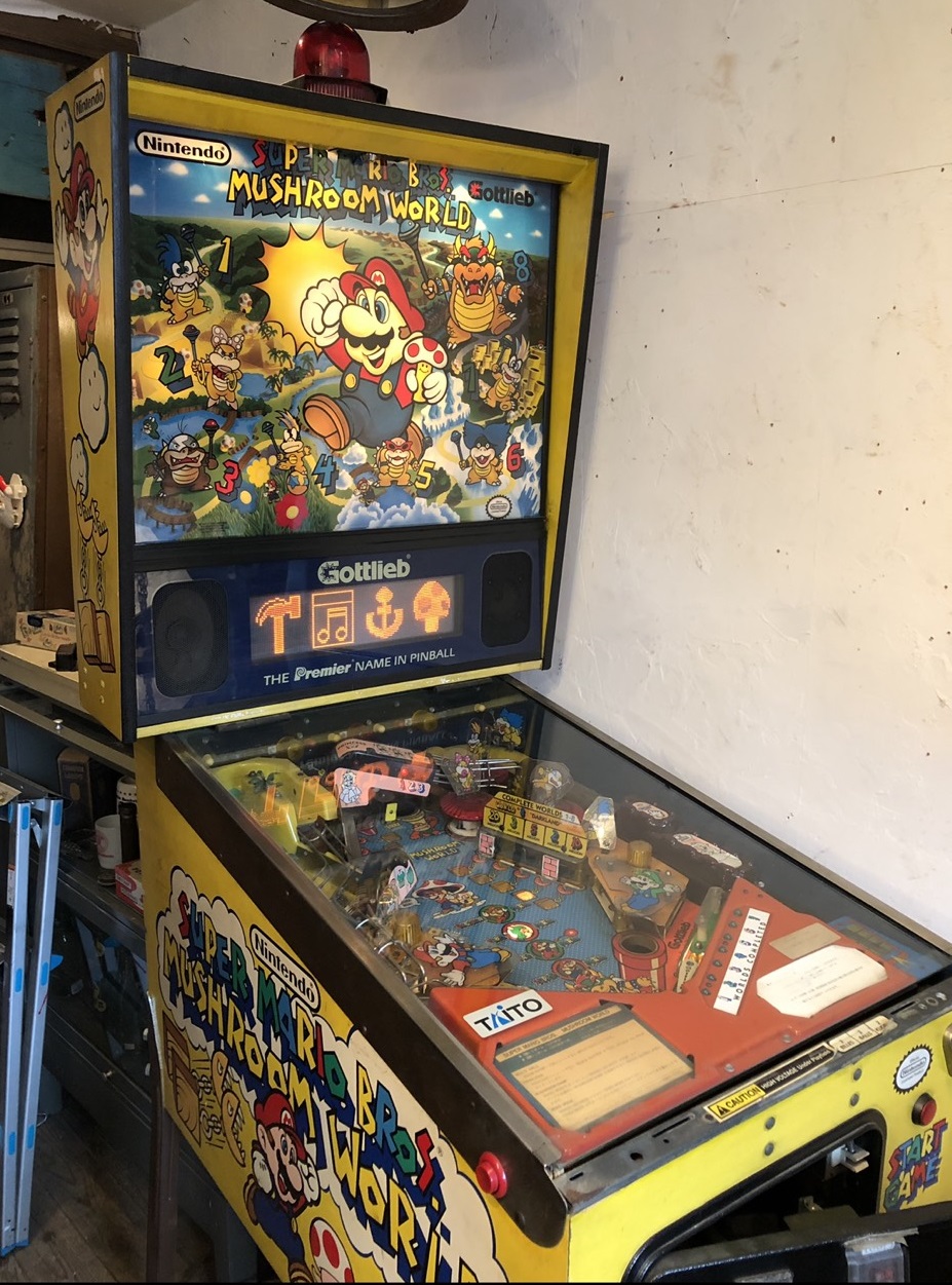 ピンボールマシンの「LINER NOTES PINBALL」