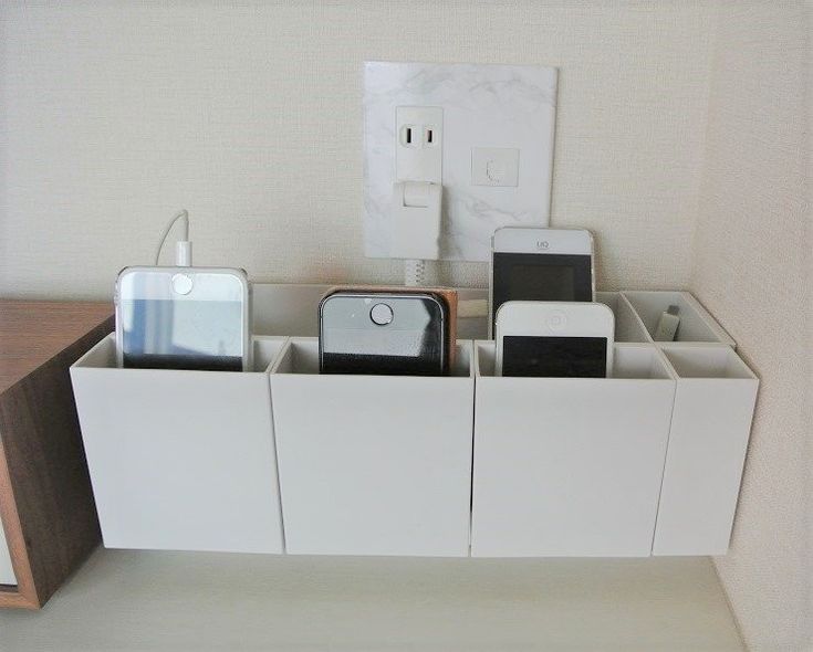 ニトリ × ダイソー で充電コーナー作りました ＊ 使える新商品情報も♪ : 白×グレーの四角いおうち