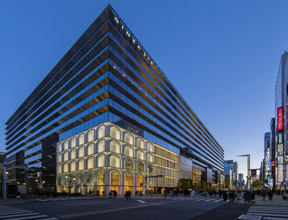 GINZA SIX ギンザ シックス の駐車場の入口と料金・観光バス乗降所を解説東京散歩ぽ