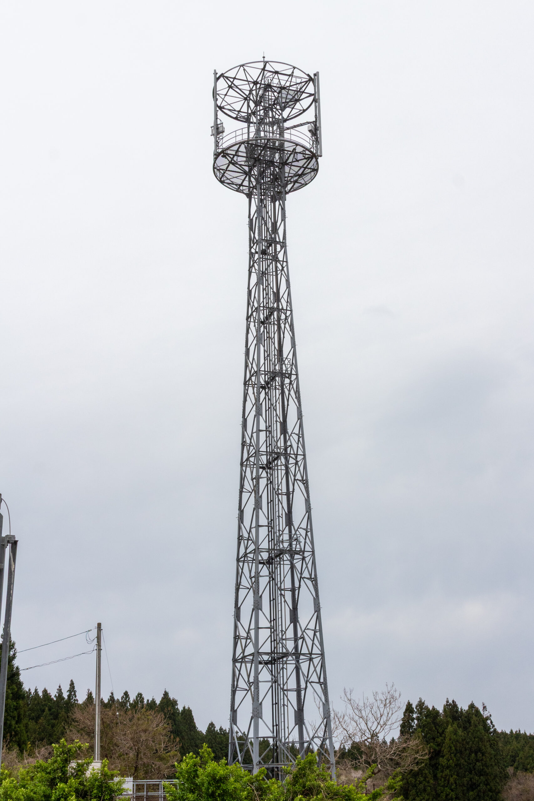 能勢町 NTTドコモ北能勢無線中継所路面と勾配