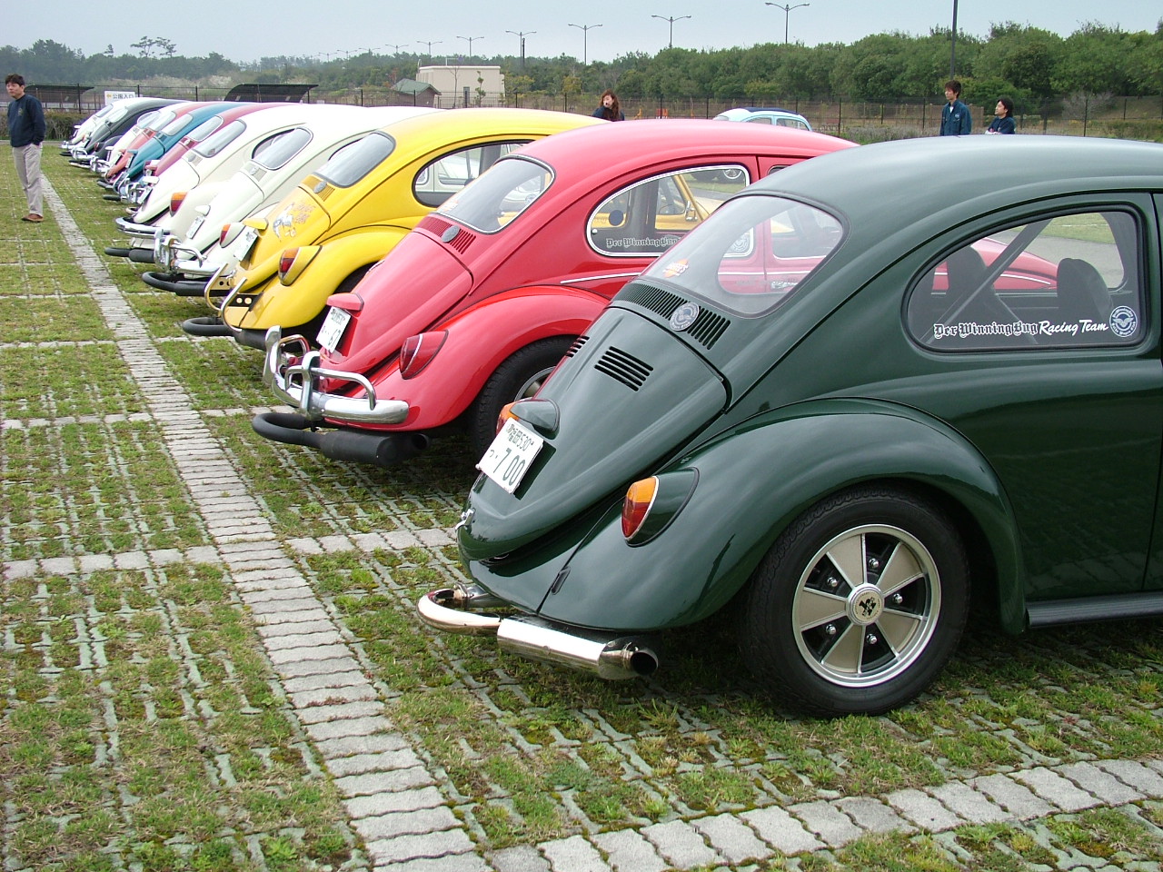 フォルクスワーゲンバス ティッシュボックス RED VW T1 BUS TISSUE BOX PLUS RE不思議雑貨店ネバーランド