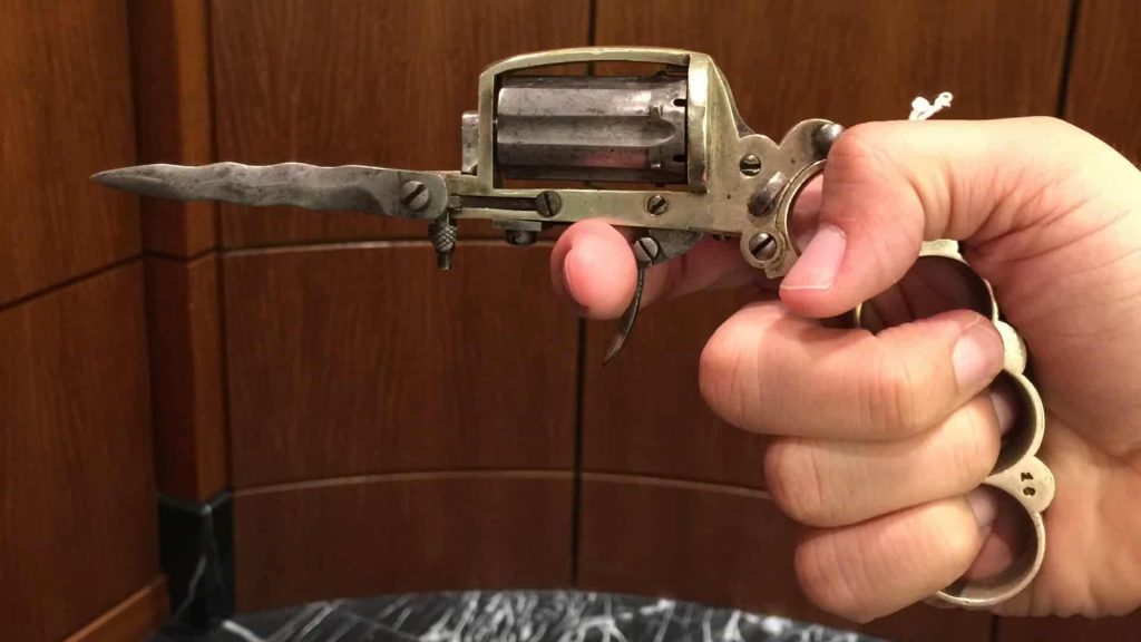 サイド・グリップ - Wikipedia