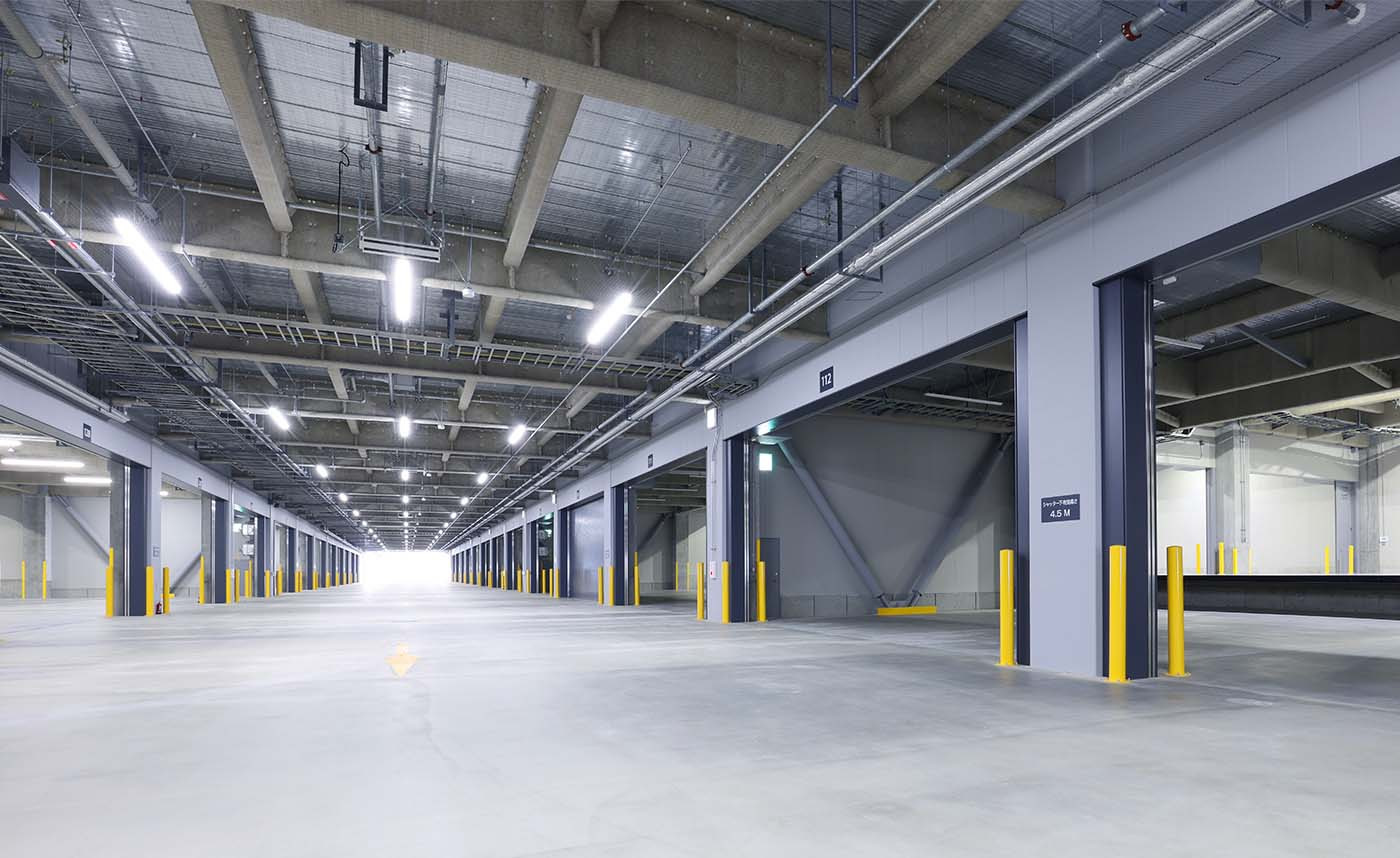 日新物流株式会社