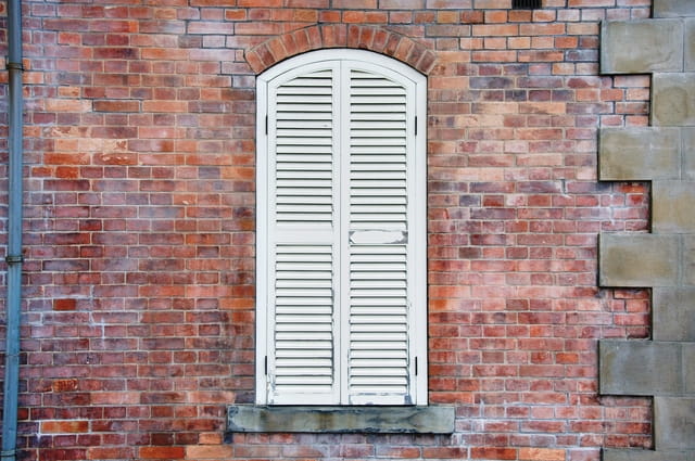 鎧戸 写真素材3529145- フォトライブラリ