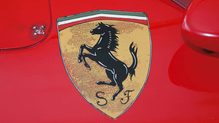 外車のエンブレムについた馬は同じ？ポルシェやフェラーリが好きになる豆知識中古車の ネクステージ