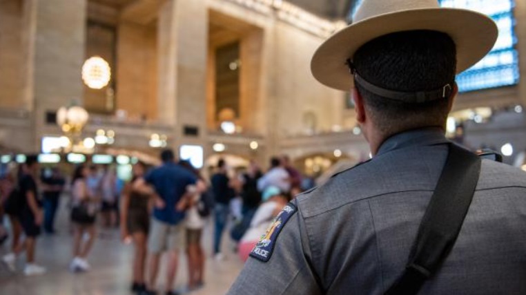 アメリカの教員給料の決め方 - どうして日本の先生はそんなに忙しいの？アメリカの教師は今