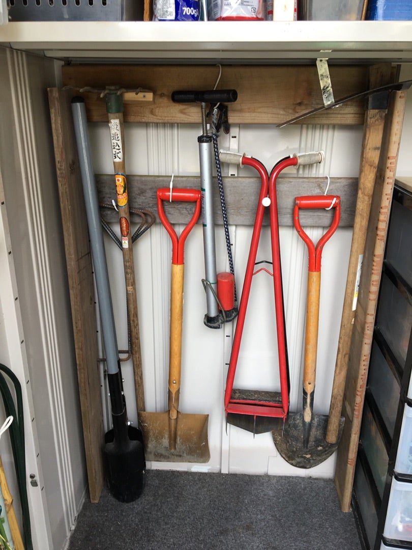 部品物置 収納オプション タクボ 物置 TAKUBO 田窪工業所 ペインタ Mrストックマン ダンディ オプション 吊下げフック 壁パネル20用 TY-FR20G 小型物置 倉庫DIYエクステリアSTYLE-JAPAN-GROUP