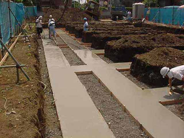 I様邸・基礎工事～捨てコンクリート栃木県那須塩原市で高断熱高気密住宅を作っている工務店、斎藤建設のサイトです