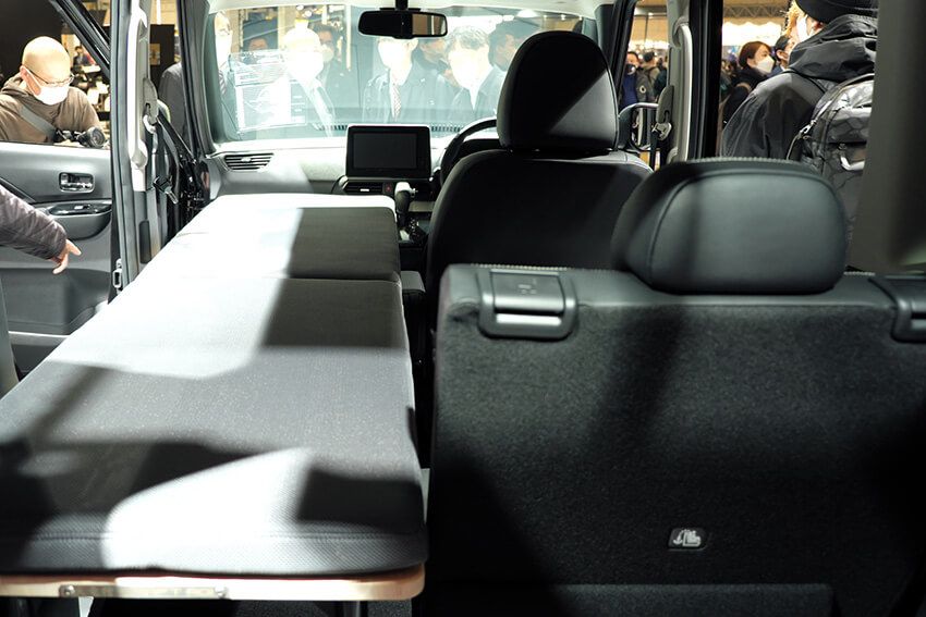 広々乗れる 三菱デリカ シートアレンジはどれが快適!? - YouTube