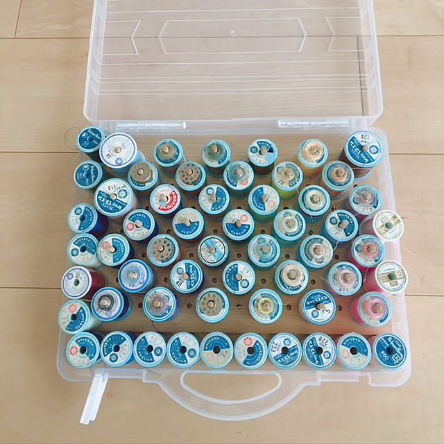 100均セリア雑貨で収納する使い易いミシン糸収納