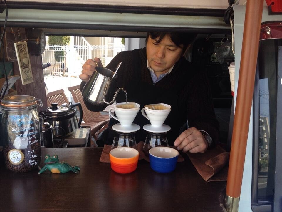 キッチンカーの現実 後悔しない方法小さなコーヒー屋さん 幸珈琲＆とばらサンイチ