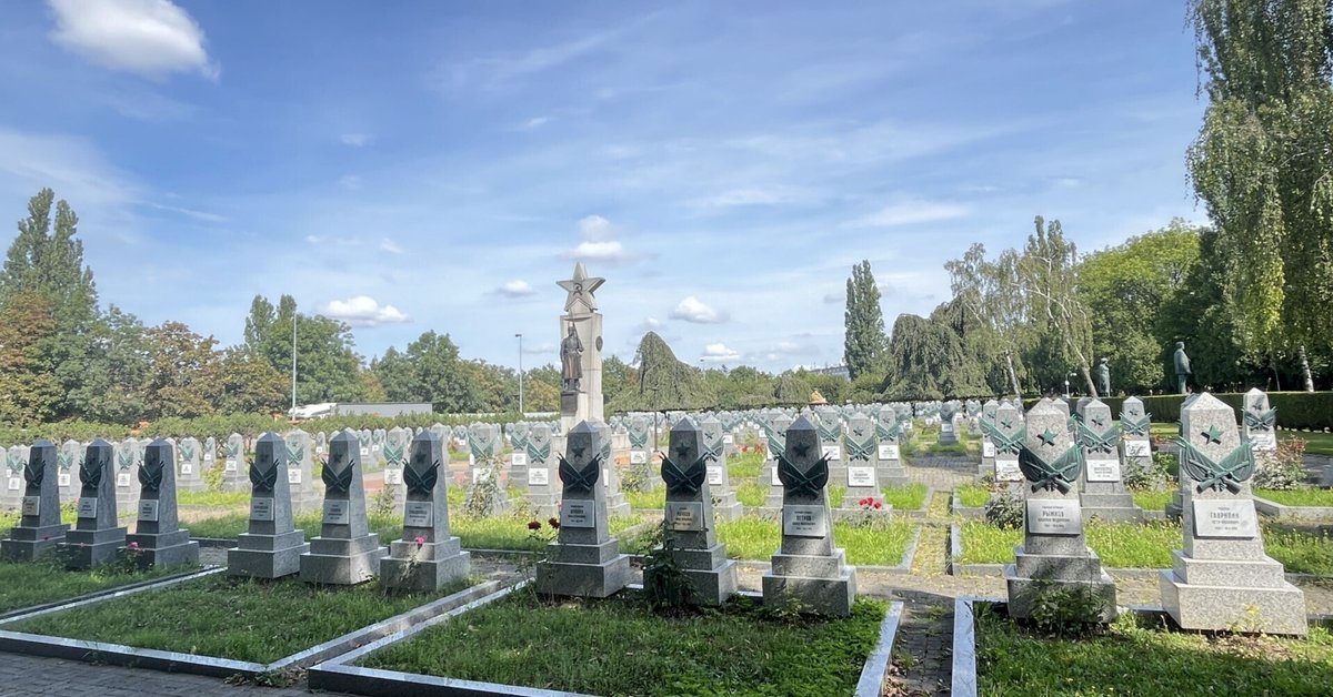 秘密結社の謎 外国人墓地 ライカ北紀行 —函館— 第47回nippon.com