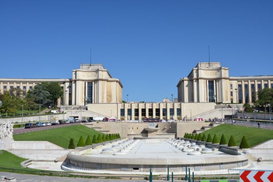 トロカデロ広場と庭園を地図付き解説！営業時間・見どころ観光ガイド 行き方・アクセス フランスボックスフランス旅行情報