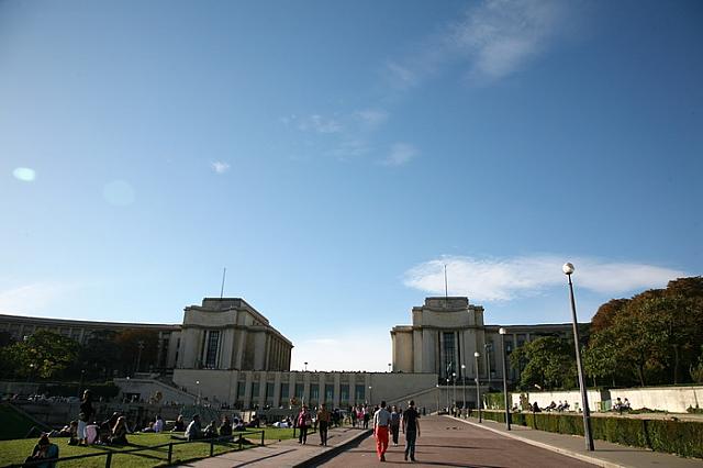 どこから撮る？エッフェル塔おすすめ撮影スポットまとめmeyoutravelsが投稿したフォトブックLemon8