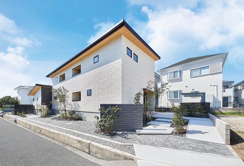 海を望む、整えた高さの家有限会社 砂原建築企画