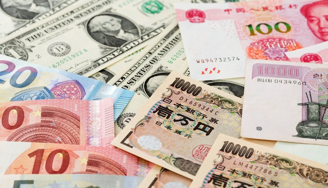 カンボジアの通貨・リエルは日本円だといくら？レートやおすすめの両替方法