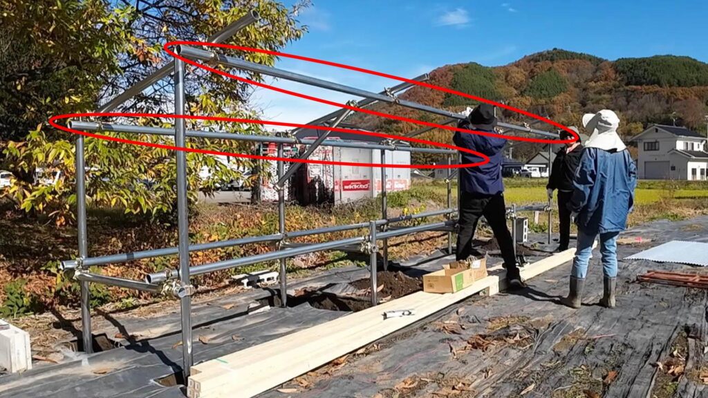 外構DIY BESSの家 雨漏り対策の下屋 パーゴラ屋根 を作っていく話 vol2 単管パイプ柱＆垂木編