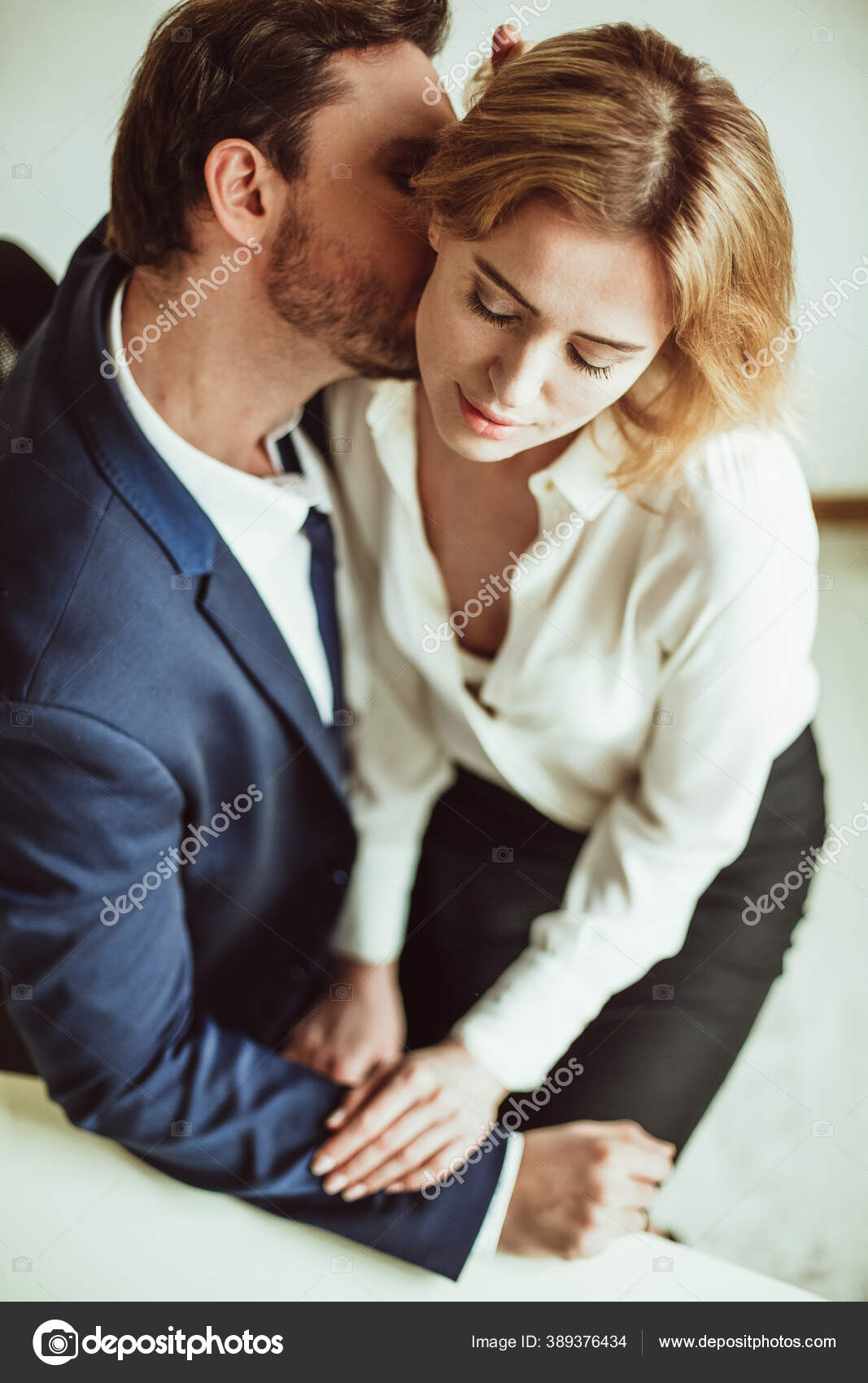 職場と自宅でギャップのあるパパ 5」泡沫コミックス- KADOKAWA