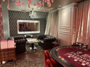 エントランス割引！！！？？, バニーガールと遊べる!?, アミューズメントカジノバーJack & Queen, 大阪なんば！南海なんばから徒歩5分,✨ご新規様限定✨ , 動画を見て御来店頂きました、お客様、, エントランス1,000円引き‼️是非ご来店お待ちしております♪♪,エントランス時にスタッフに必ず言ってください♪,jackandqueenジャックアンドクイーン ,bar