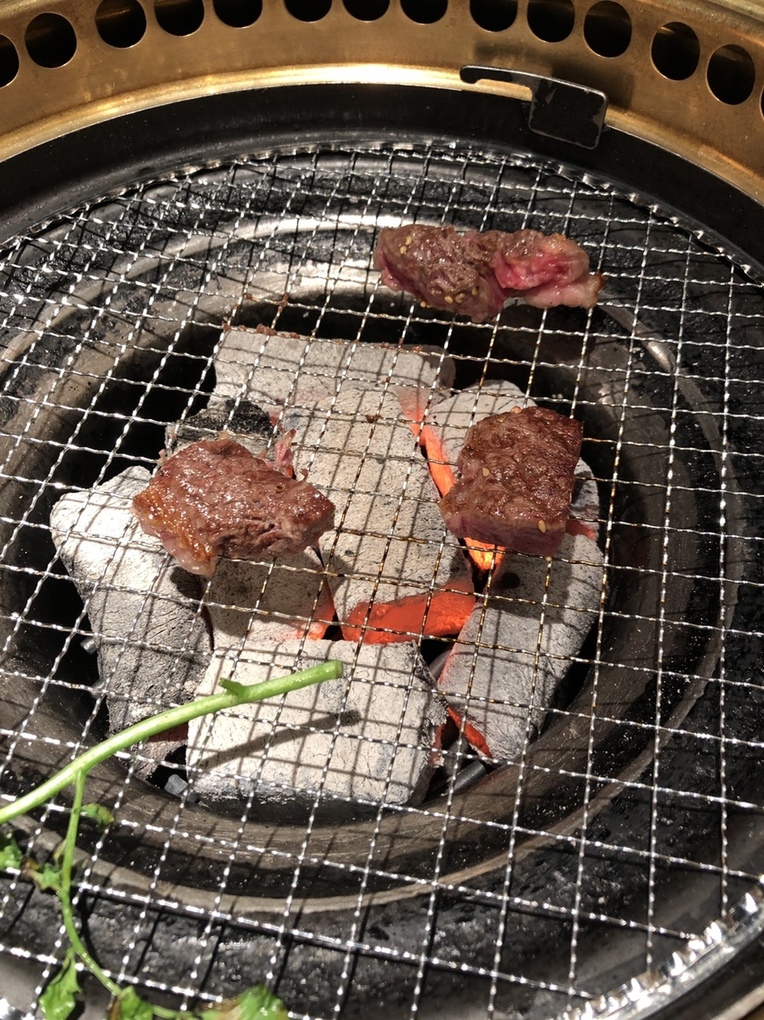 炭火焼肉 杏樹亭 岸根店(横浜市港北区-焼肉/ホルモン)周辺の駐車場 -