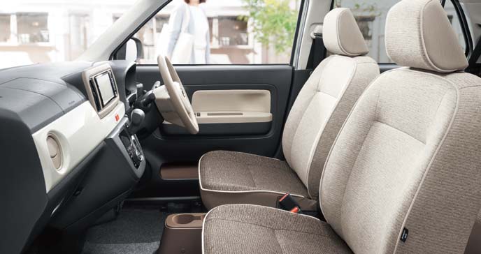 デザイン・カラーインテリアN-BOX 2017年8月終了モデル Honda