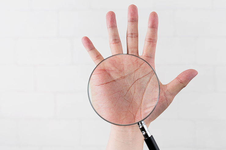 手相の見方 人気線でみる手相占い☆この線があれば人気者！？ - Relia