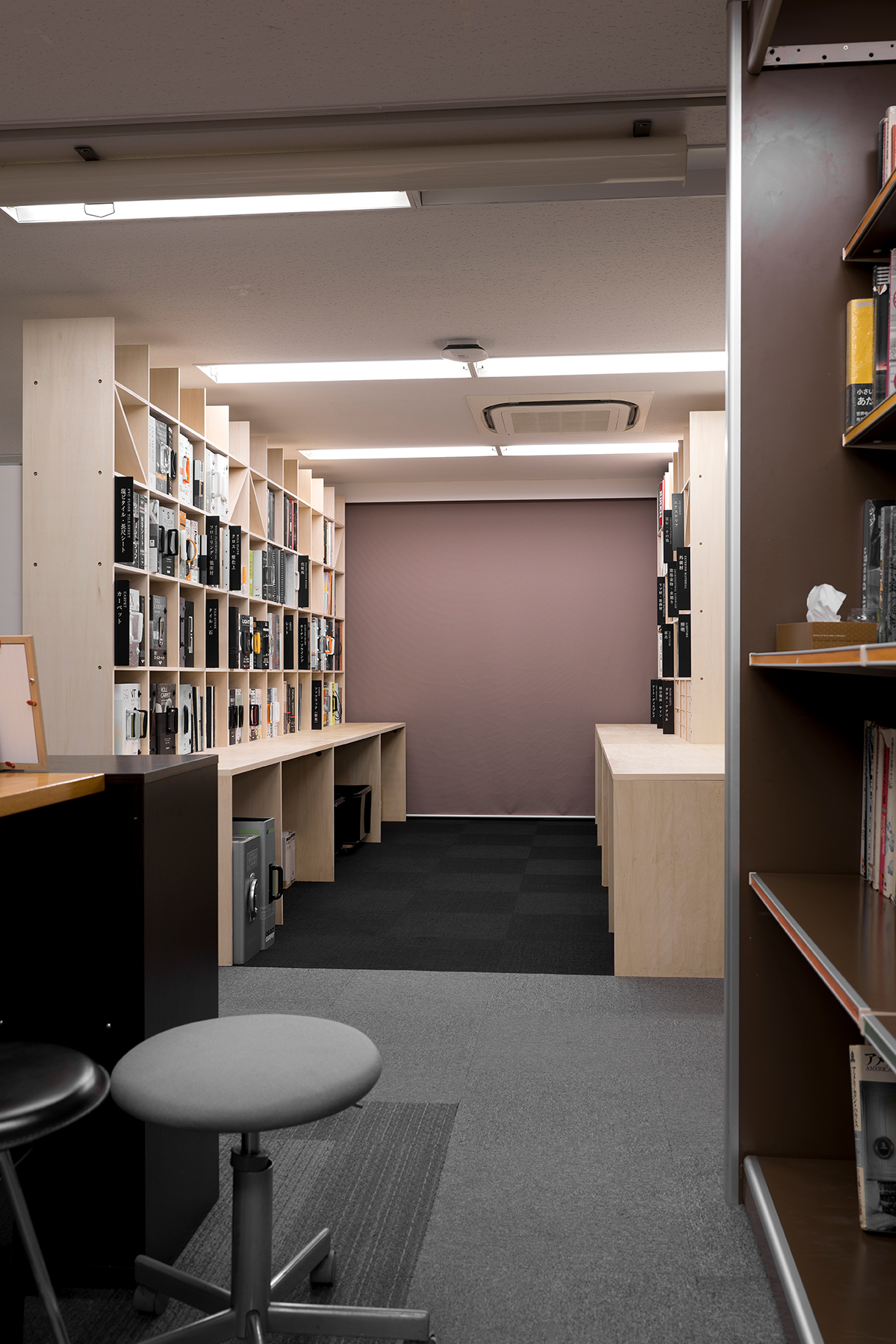 オフィスの書類整理方法片付けのコツとおすすめ収納まとめオフィス家具の選び方 アスクル みんなの仕事場