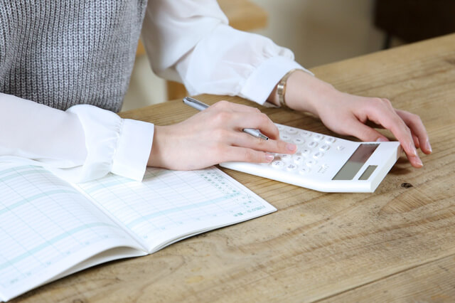 無欲の聖女は金にときめく