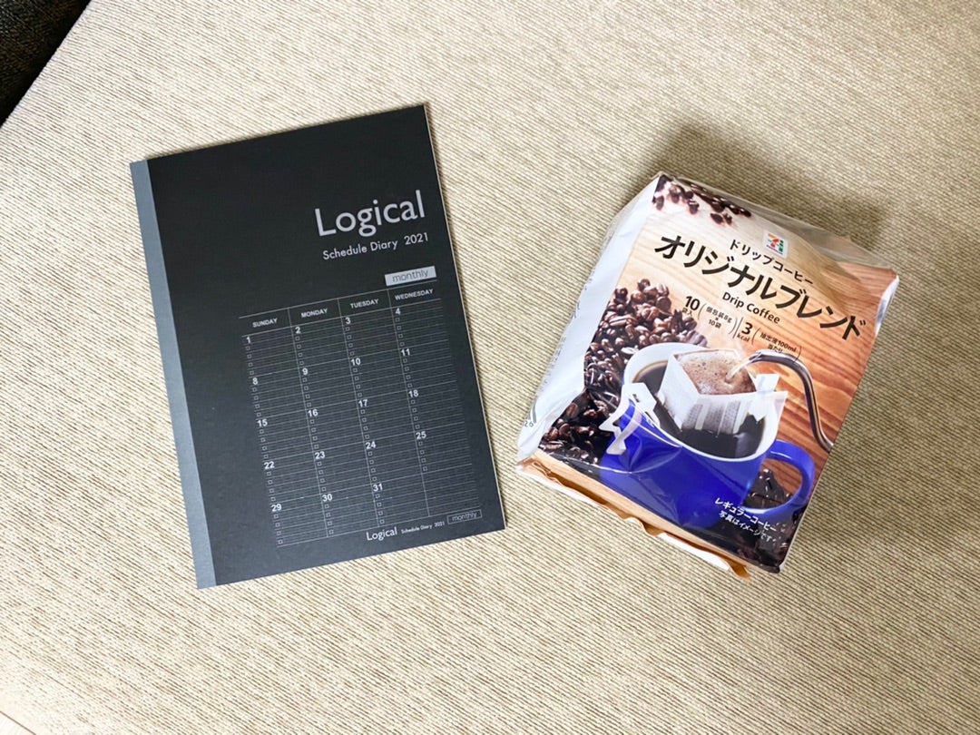 セブンイレブン ちいかわクリアファイル全6種 16枚ノート全6種15冊