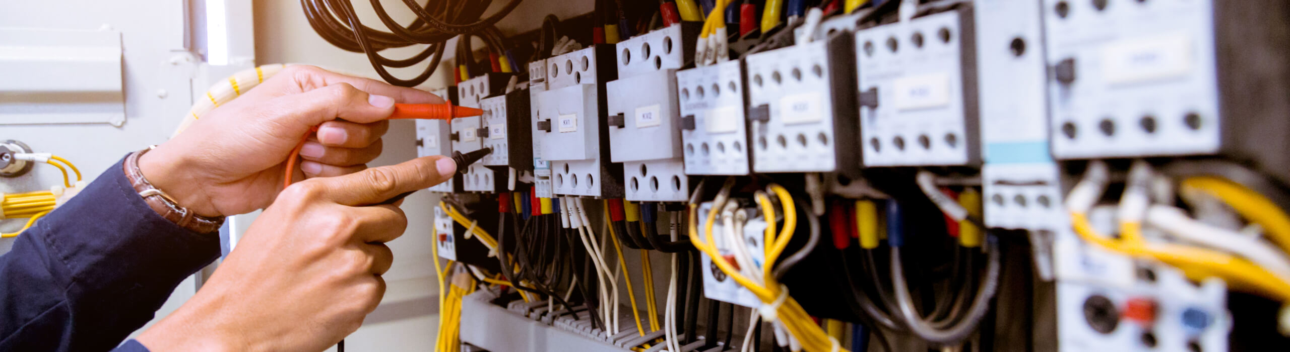 インターホン・TVドアホン交換工事 テレビドアホン、チャイム まちの電気屋さんグループ k001