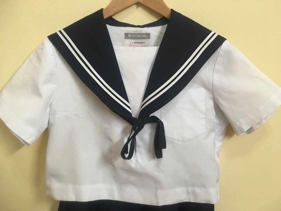 名古屋市の制服買取】中学校・高校の高額買取の相場は？高く売るコツと査定のポイントを徹底解説！ | 制服買取ラミパス