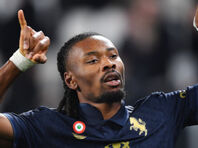 🚨現地報道🚨 ガラタサライが日本代表DF町田浩樹の獲得に関心を示している模様🇹🇷 💶現在の市場価値：1100万ユーロ 約18億5000万円🗞️TakvimSAMURAIBLUE日本代表町田浩樹Samuraiblue