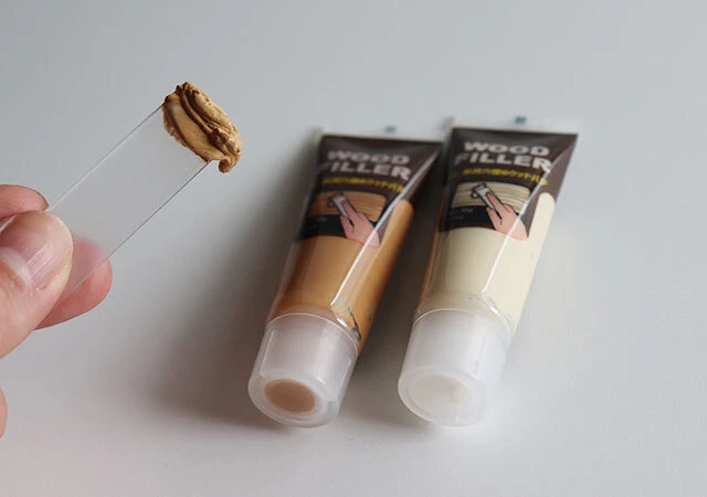 ダイソーの百均「穴埋めウッドパテ」で巾木の割れ目を埋めてみたNew！収納教える．コム