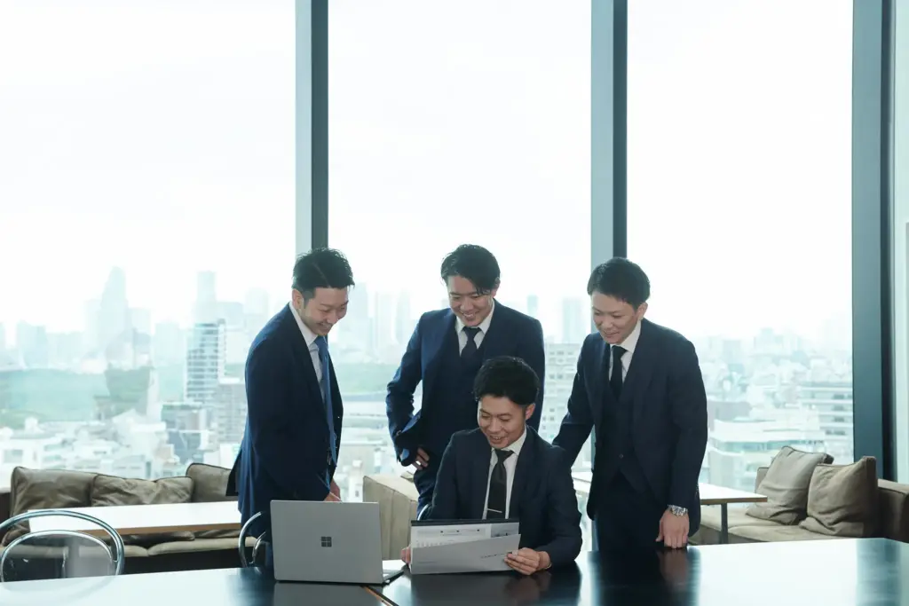 2025年最新版 M&A総合研究所の年収“2800万円超”はウソ？ホント？役職・年齢別の給与水準を徹底調査 - M&Aジョブマガジン