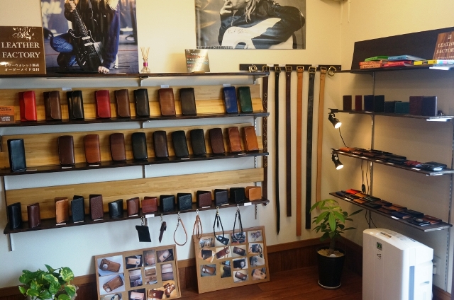 ヘルツ仙台店へ オンラインショップスタッフ斎藤の夏休み 革鞄・革小物のHERZ公式通販