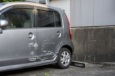 事故車はどう修理する？費用の相場や修理期間、受け取れる保険金も解説トヨタカローラ広島公式サイト