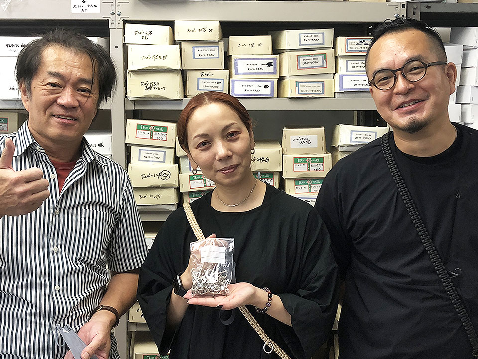 板ナスカンヌメ革と真鍮金具とレザークラフト材料の通販-フェニックス