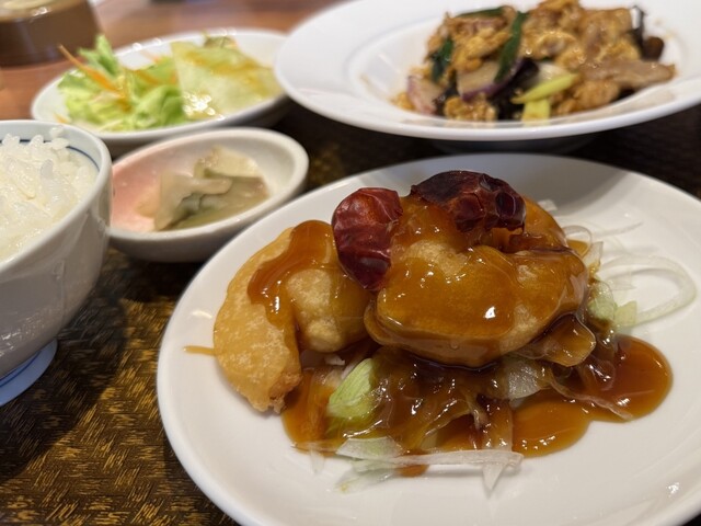 青森県八戸市 兆蘭さんの色んな料理が少しずつ食べれる兆蘭定食を食べて来ました。 - メガネ先生の日記 青森グルメ
