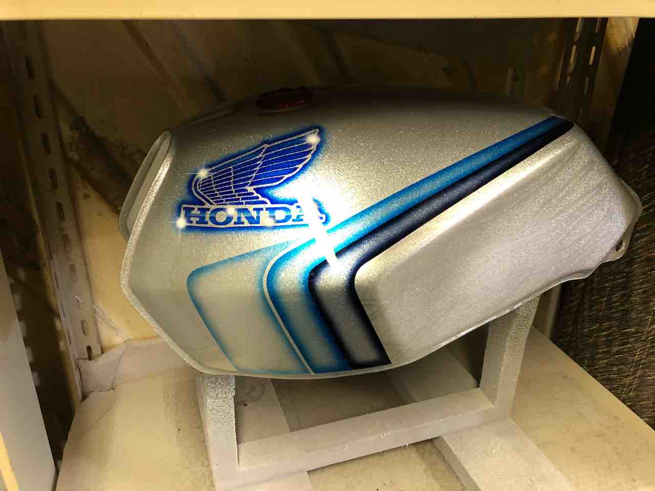 5Lモンキー ガソリンタンク カスタムペイント 5Lモンキー ガソリンタンク カスタムペイント 店舗案内 バイク