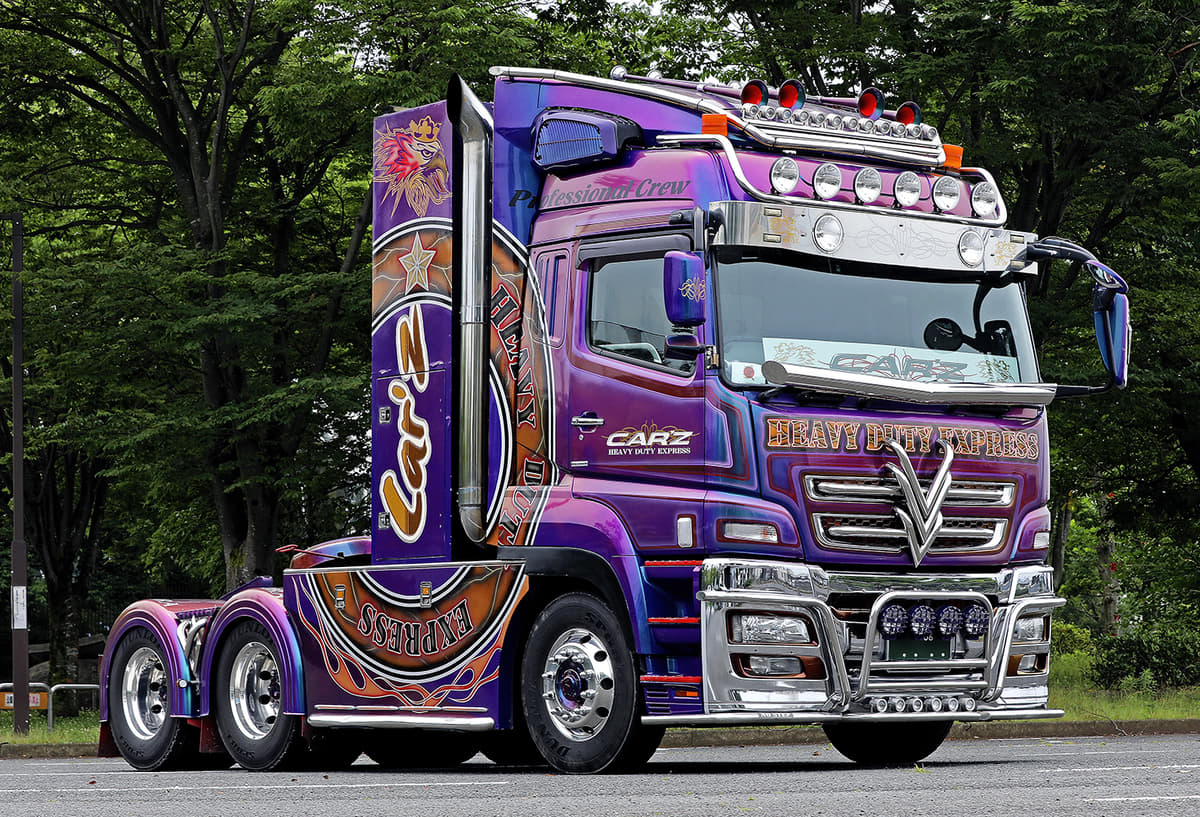2,200台が集結！ヨーロッパ最大級のトラック カスタマイズショー TRUCKSTAR FESTIVAL 2022とヨーロピアントラック内装カスタマイズショップを視察訪問！- AUTO BILD JAPAN Web アウトビルトジャパンウェブ世界最大級のクルマ情報サイト