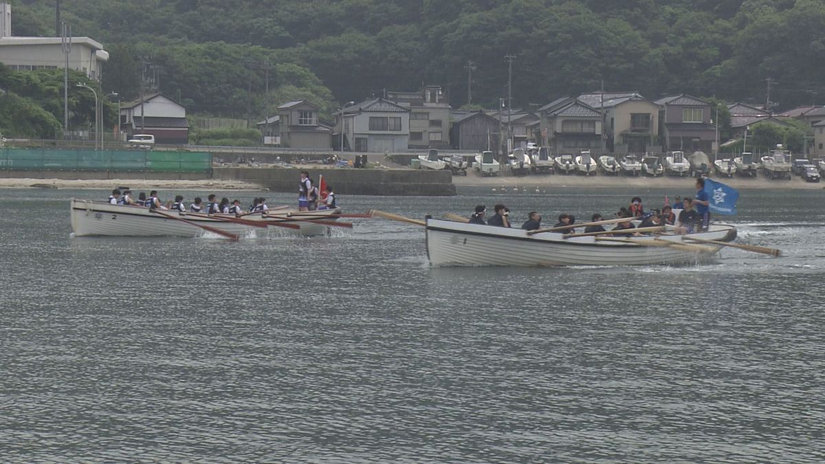 こぎ方 艇長指示１．「かい立て」 ２．「かい備え」 ３．「かい用意」 ４．「かい流せ」