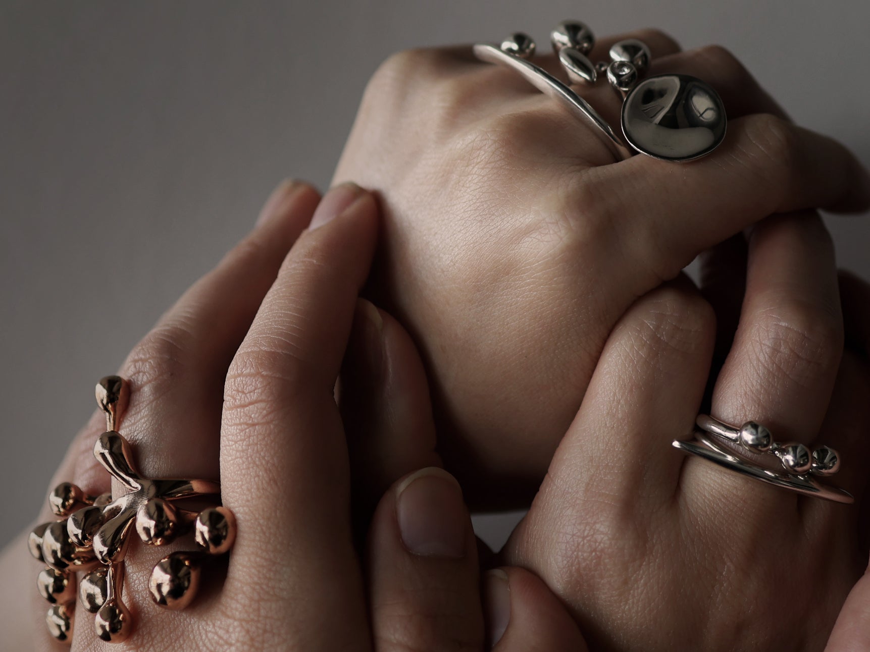 大人だからこそ。きらめきたい『モニカ・カスティリオーニ』LEE