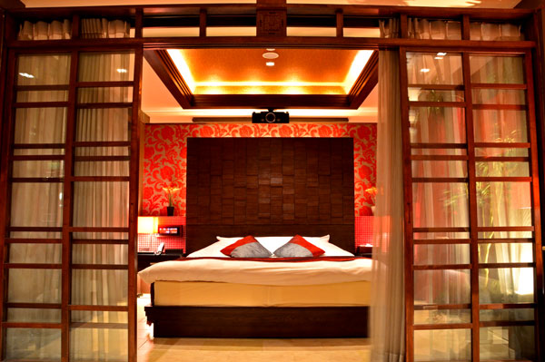 初心者向け！ラブホの使い方や料金システムを紹介します公式 新宿・歌舞伎町のラブホテルDesigner's HOTEL&SPA PASHARESORT パシャ リゾート