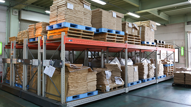 かさばる段ボールを一時保管する方法はこれ！ │ KAMIYA MAGAZINE