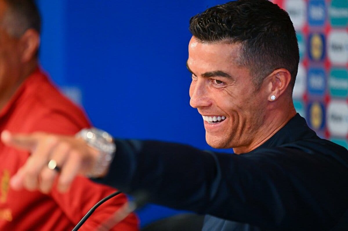 チェルシーのパーマーが選ぶ左利き選手は誰