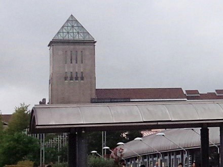 仙台駅西口 ホテル２階のレストランで火事 けが人無し - YouTube