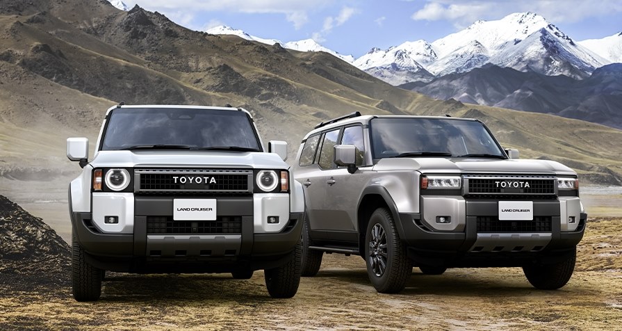 ランクル250 角目 ホワイト 新型ランドクルーザー250 丸目と角目はあとから交換