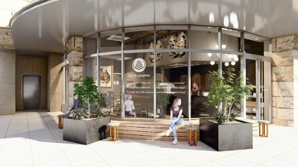 カフェスタッフ