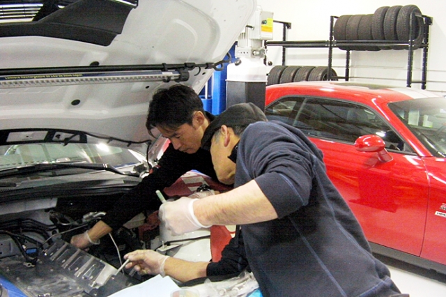 市販車最速「ヘネシー・ヴェノムGT」が435km hで世界記録を更新 - DNA